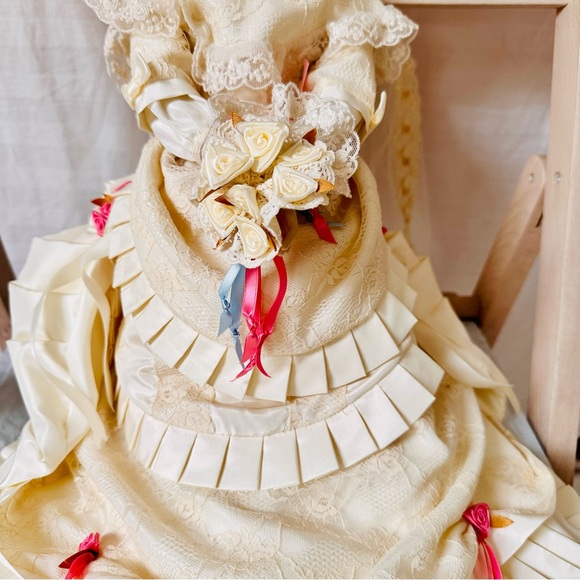 Vintage 80s Franklin Mint Heirloom Victorian Woman Doll Porcelain Bride - Picture 4 of 11